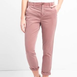 GAP Girlfriend Chino